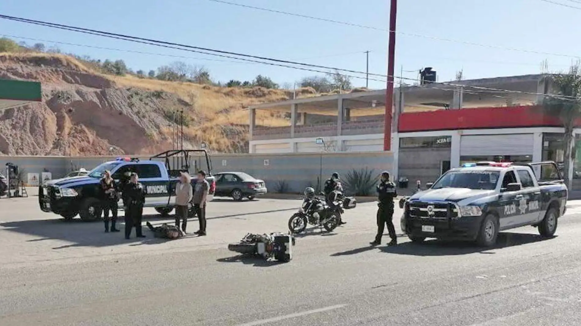 choque deja motociclista lesionado 2